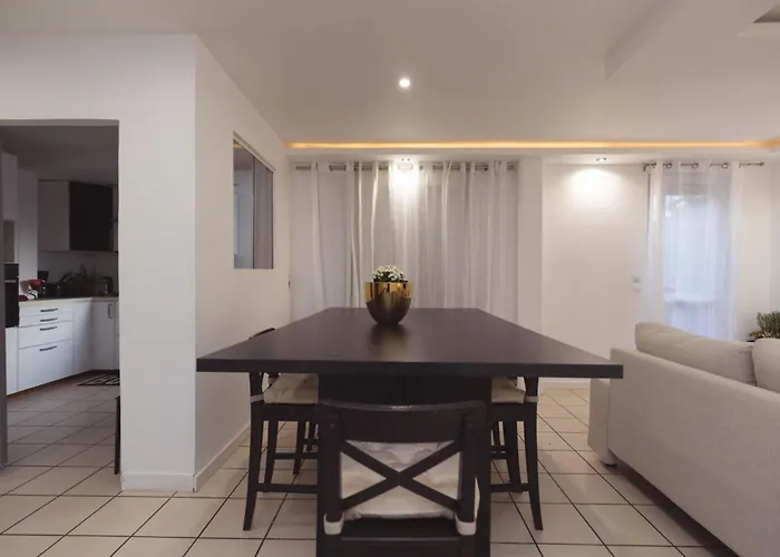 Apartment Maison Des Compagnons Val-de-Reuil