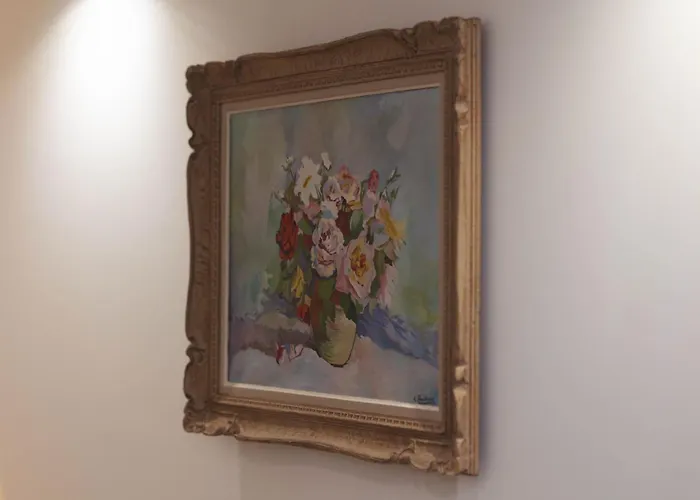 Maison Des Compagnons Apartment *